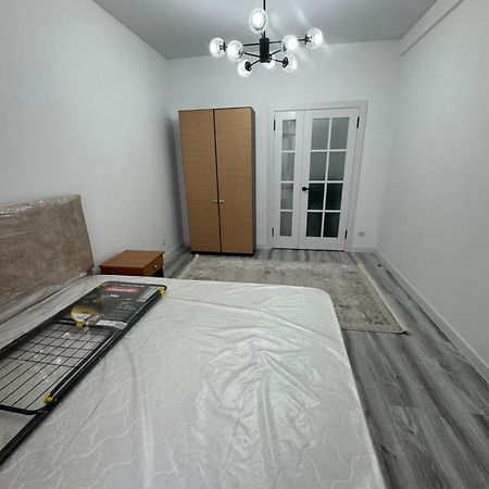 Evita Apartment Bishkek Exterior foto