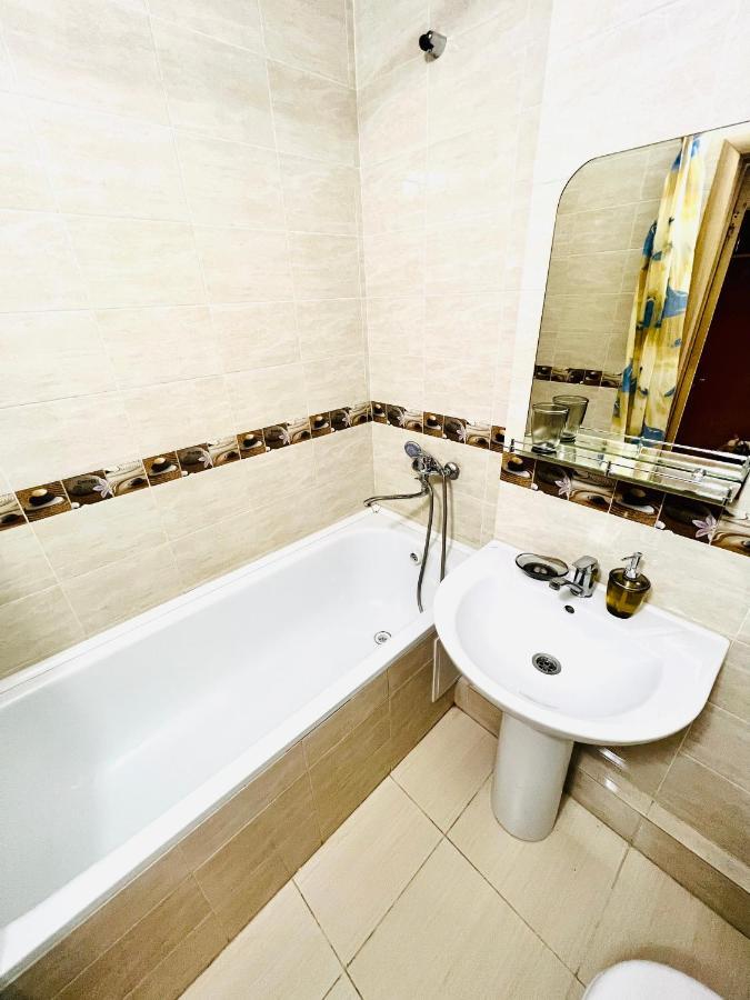 Evita Apartment Bishkek Exterior foto